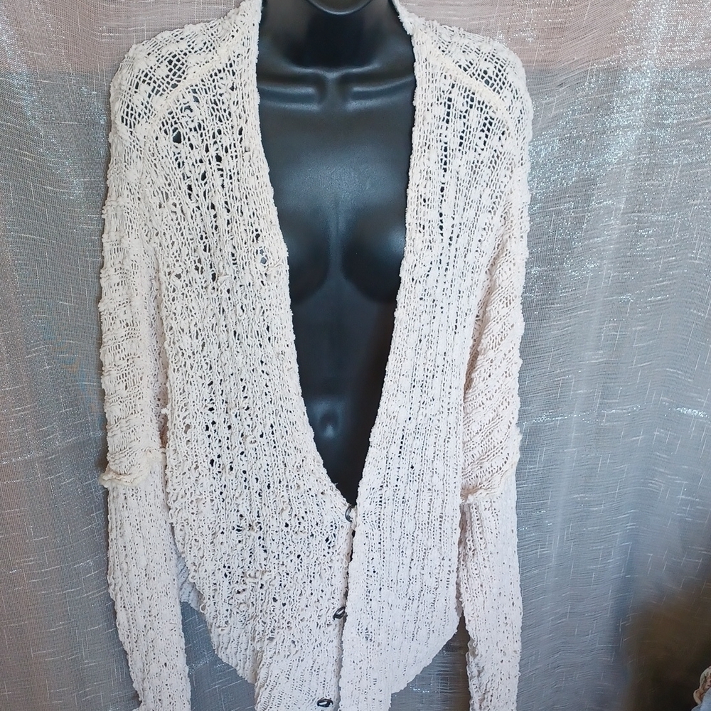 Built by Dreamers soft knit sweater cardigan, Cream, distressed look, Sz L